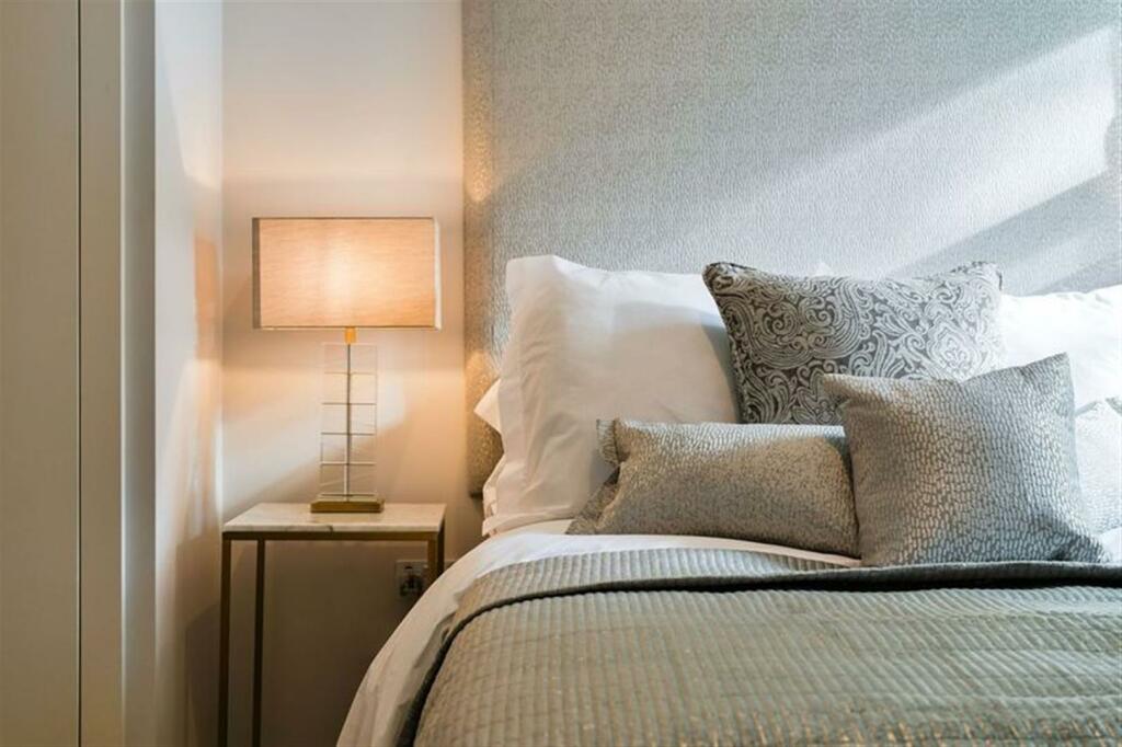 Additional image 15 of Firs Road, Kenley