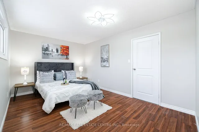 Additional image 19 of 43 Markham Cres