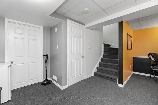 Additional image 10 of 5140 Lampman Ave