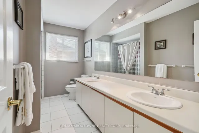 Additional image 23 of 1008 Glenbrook Ave