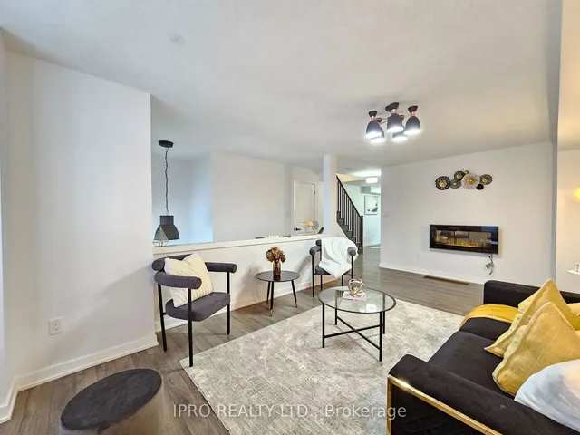 Additional image 7 of 128 Crafter Cres