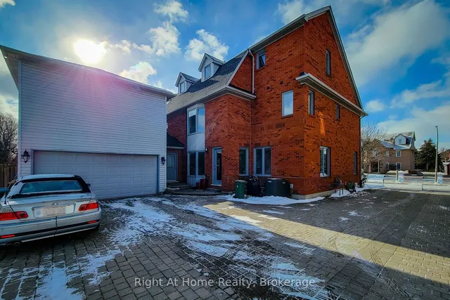 Additional image 39 of 85 Meadowlands Blvd