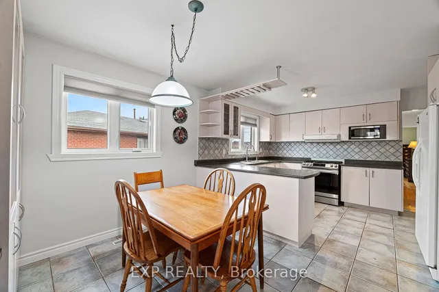 Additional image 4 of 4254 Poltava Cres