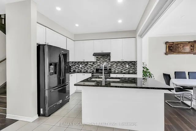 Additional image 11 of 328 Bedrock Dr