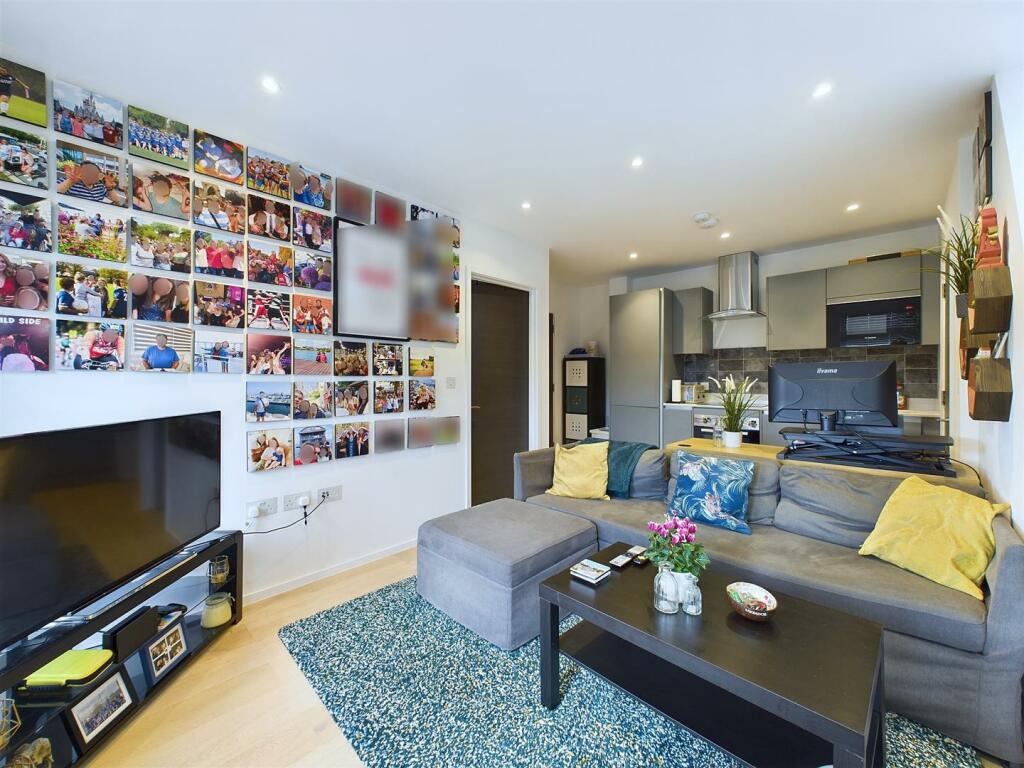 Additional image 8 of Whytecliffe Road South, Purley