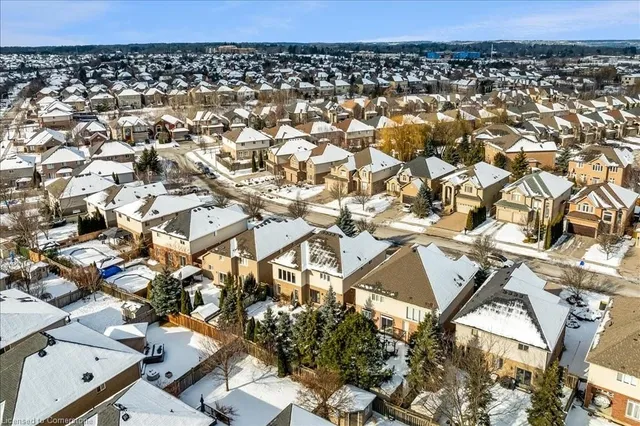 Additional image 43 of 43 Jeffrey Dr