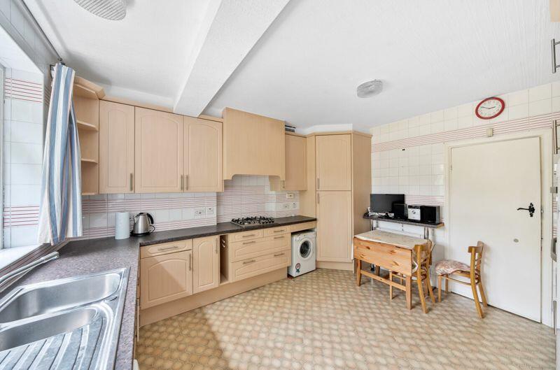 Additional image 5 of Russell Green Close, West Purley