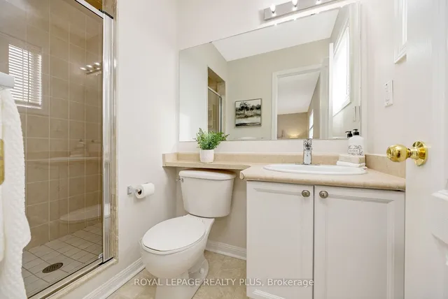 Additional image 24 of 855 Mckay Cres