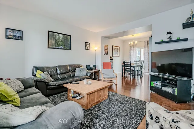 Additional image 27 of 47 Glenashton Dr Unit 4