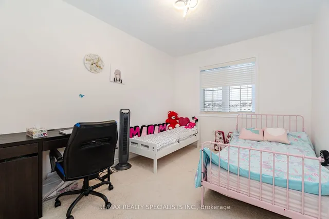 Additional image 12 of 1158 Duignan Cres