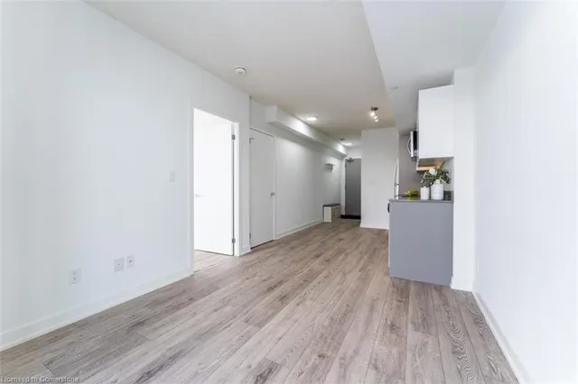 Additional image 6 of 3210 Dakota Common Unit A304