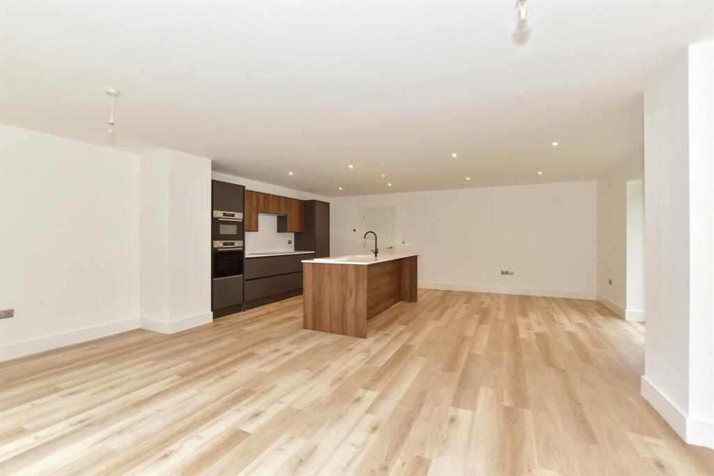 Additional image 7 of Station Road, Dover, Kent