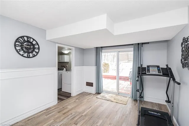 Additional image 36 of 647 Tomahawk Cres