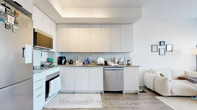 Additional image 11 of 2485 Taunton Rd Unit 826