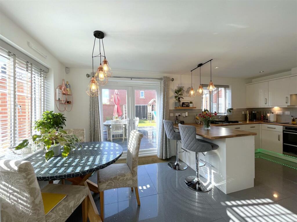 Additional image 8 of Anderton Avenue, Wellesbourne, Warwick