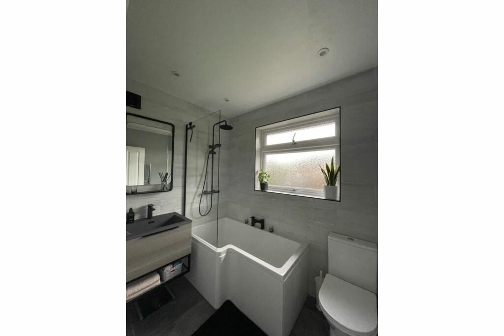Additional image 15 of Coombfield Drive, Dartford, DA2
