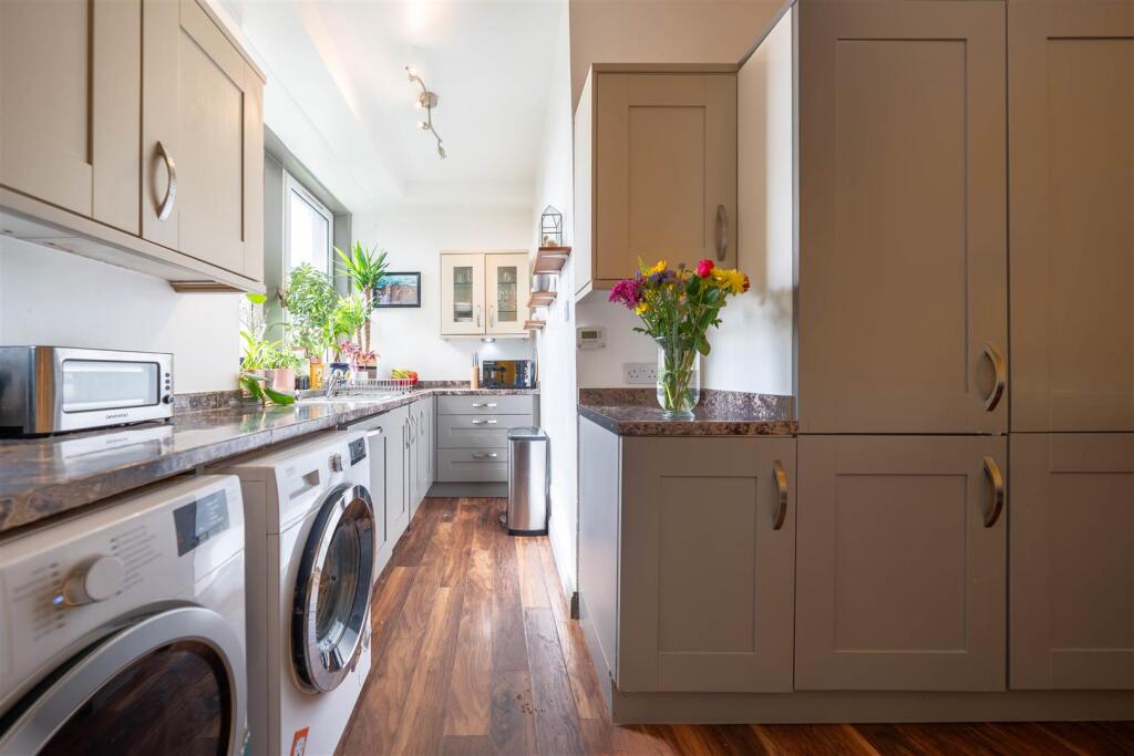 Additional image 4 of Clepington Road, Dundee