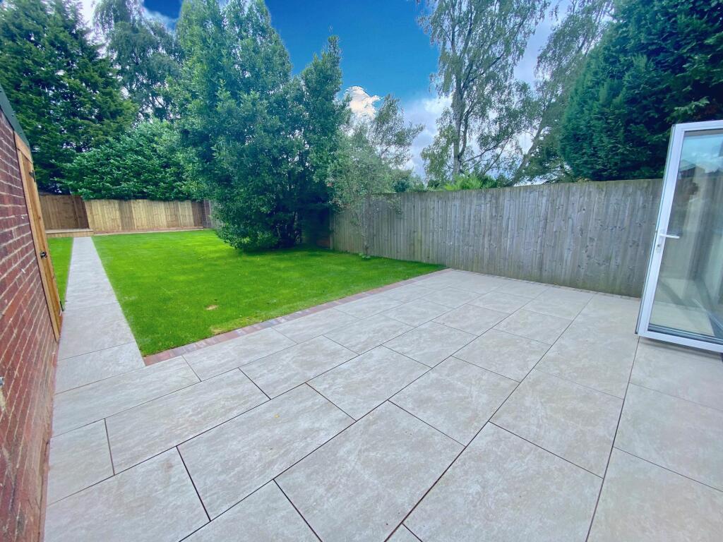 Additional image 27 of Barnacle Lane, Bulkington, CV12