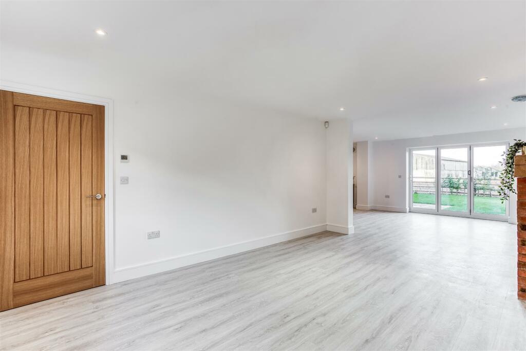 Additional image 4 of Chestnut Close, Draycott-In-The-Clay, Ashbourne