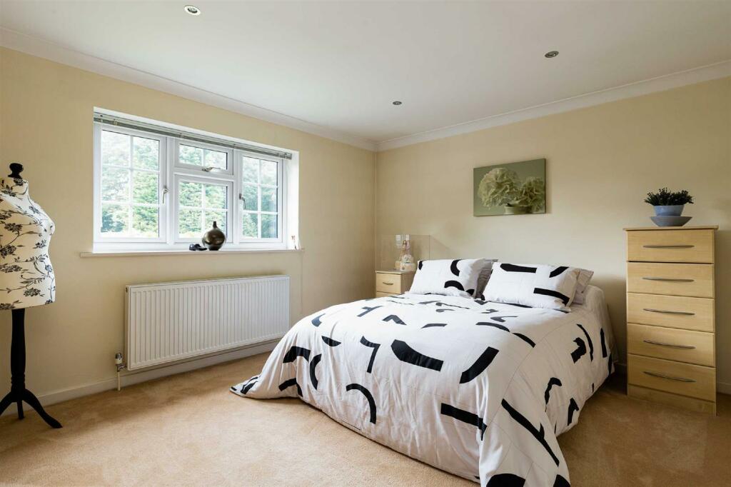 Additional image 14 of Willaston Hall Gardens, Willaston, Nantwich