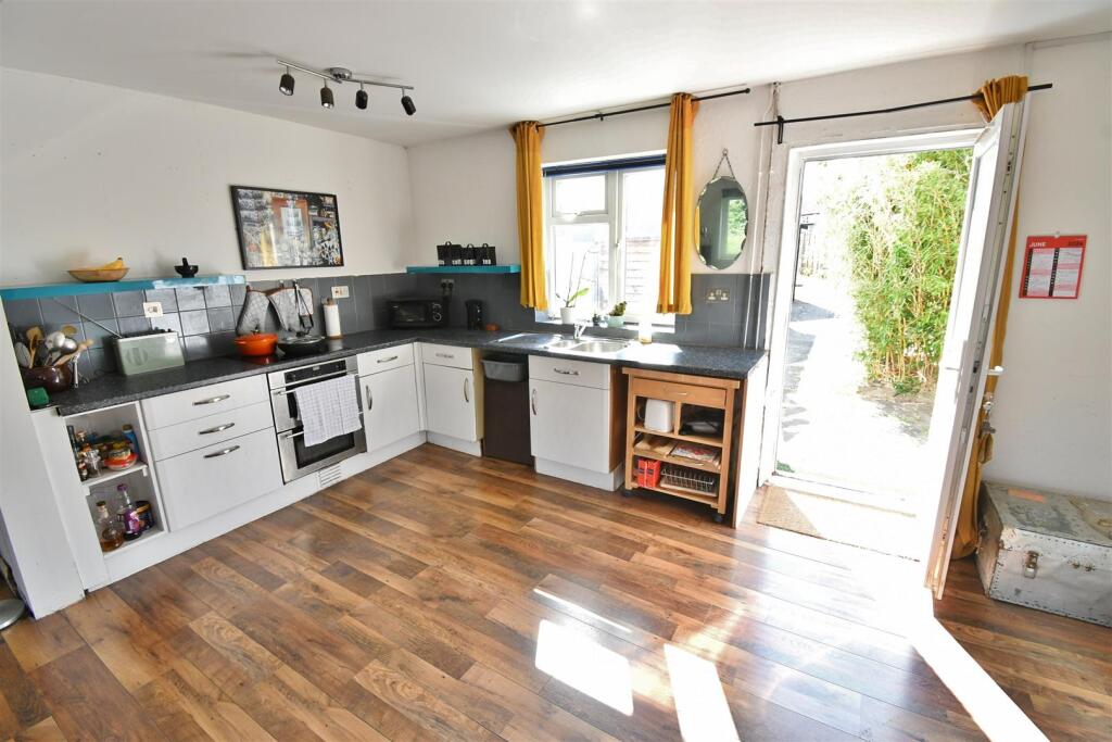 Additional image 4 of Fosse Way, Stretton on Dunsmore, Rugby