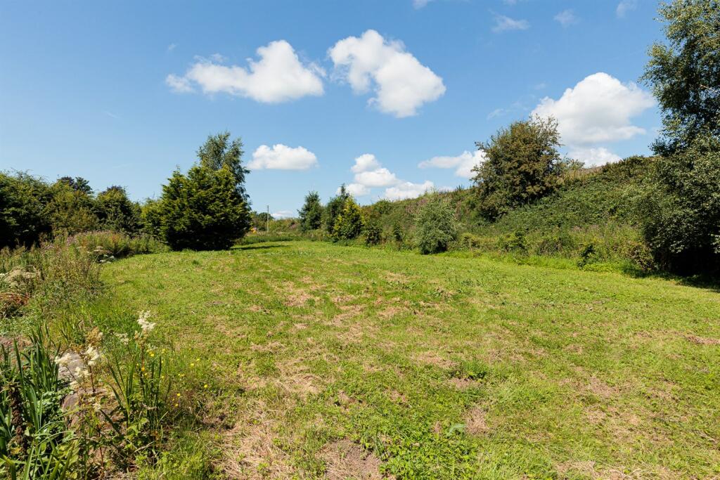 Additional image 23 of Whitchurch Road, Beeston