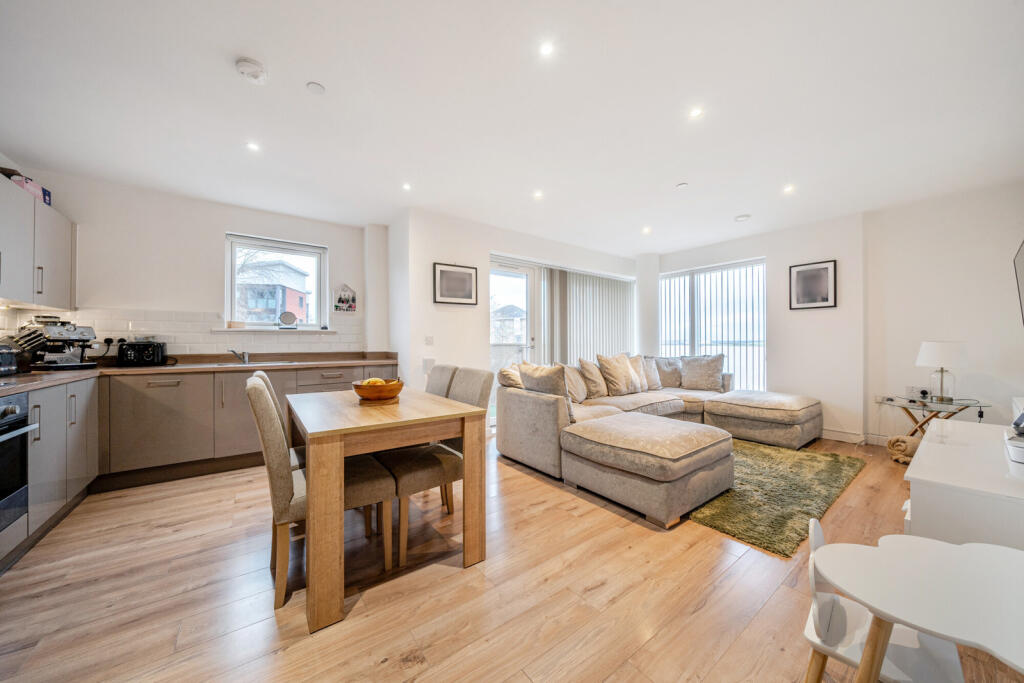 Additional image 2 of Erith High Street, Erith