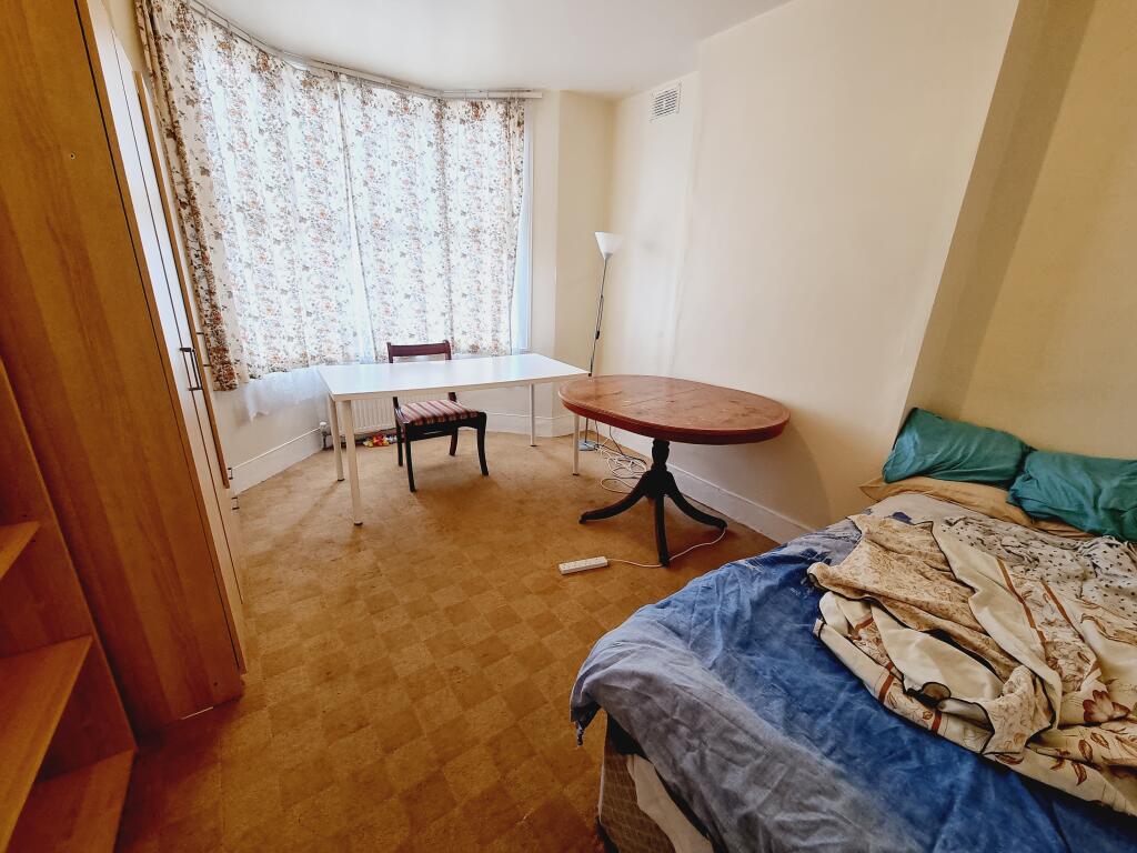 Additional image 4 of 175 Leam Terrace, Leamington Sps