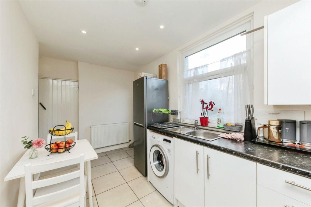 Additional image 4 of Pear Tree Avenue, Crewe, Cheshire, CW1