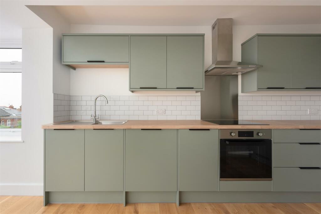 Additional image 6 of Gloucester Road, Tankerton, Whitstable