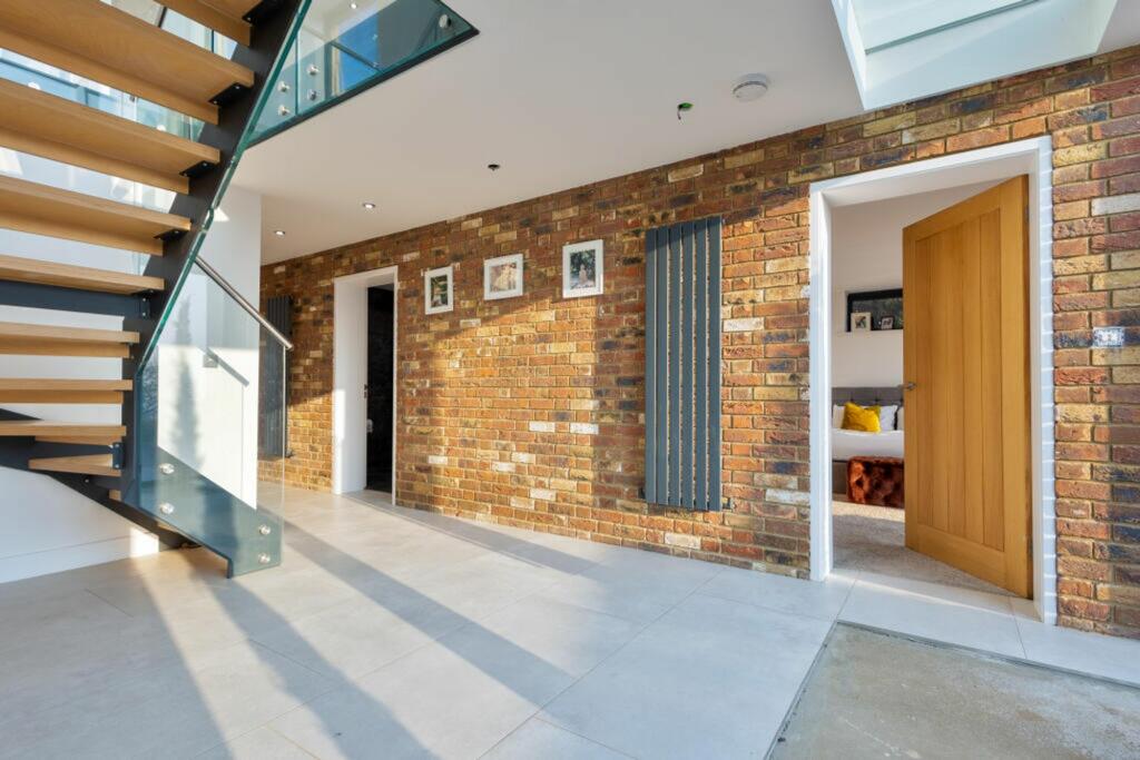 Additional image 18 of Canterbury Road, Folkestone, CT18