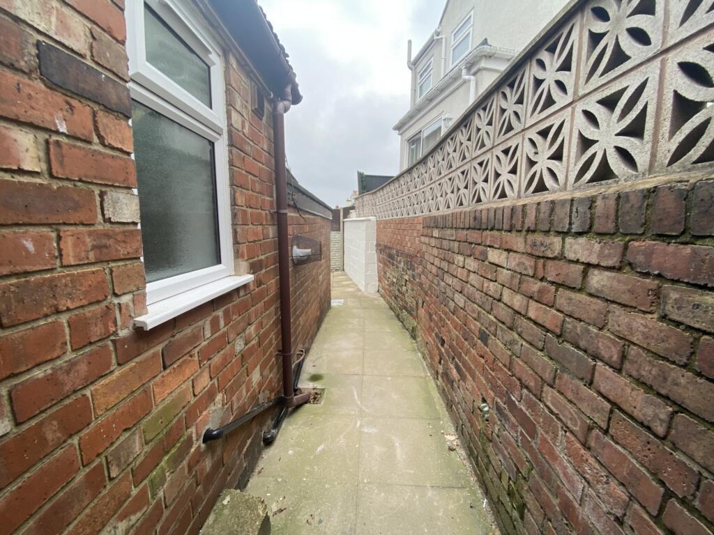 Additional image 20 of High Street, Newhall, DE11