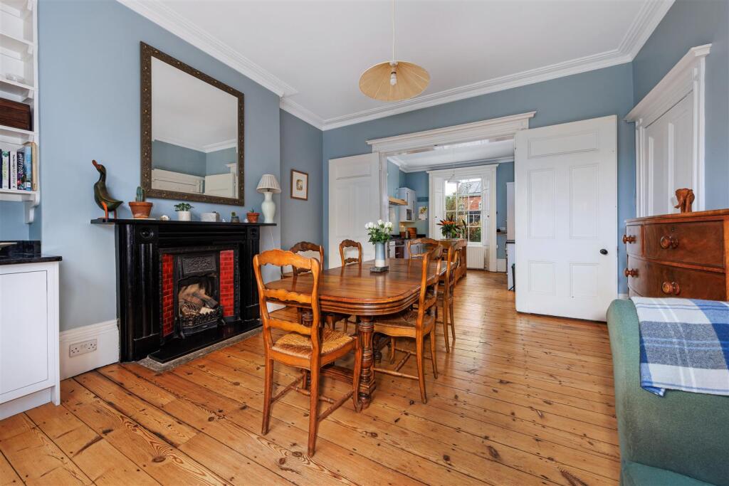 Additional image 28 of Milverton Crescent, Leamington Spa