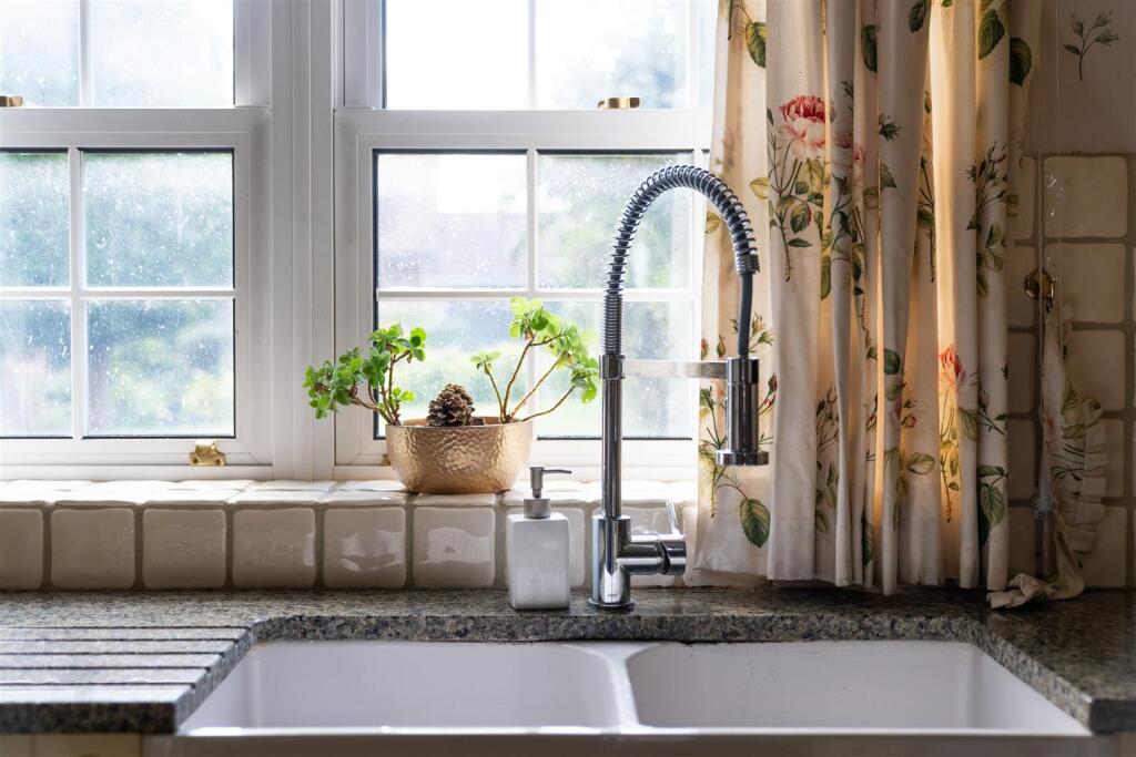 Additional image 16 of The White House, Main Road, Pentrich, Ripley, DE5 3RE