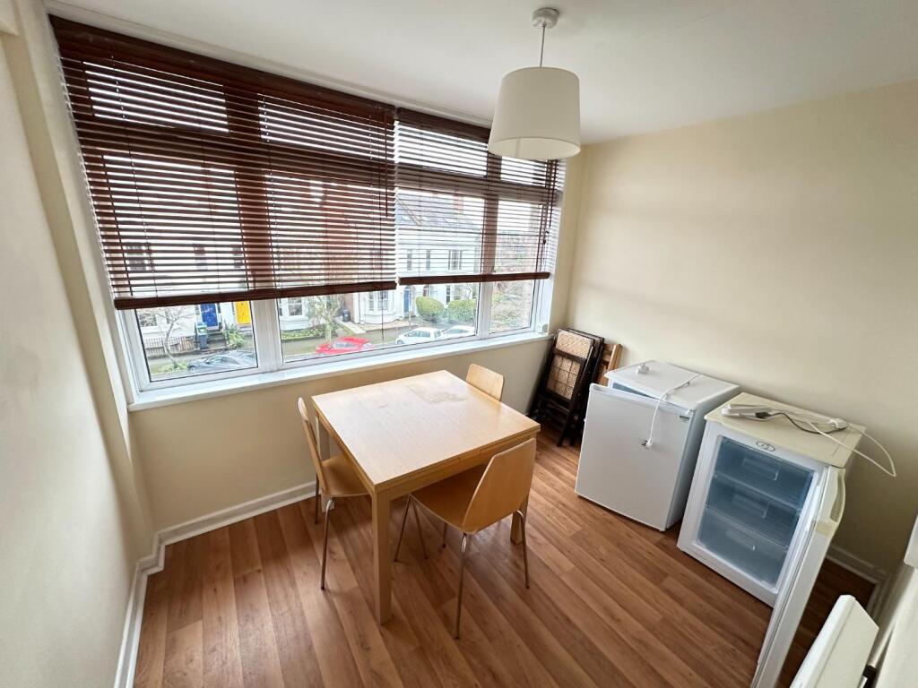 Additional image 4 of Russell Terrace, Leamington Spa