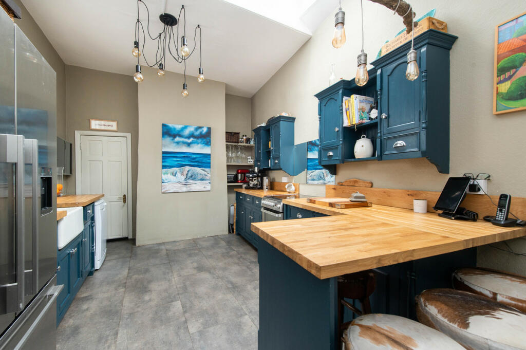 Additional image 10 of Jury Street, Warwick, CV34 4EH