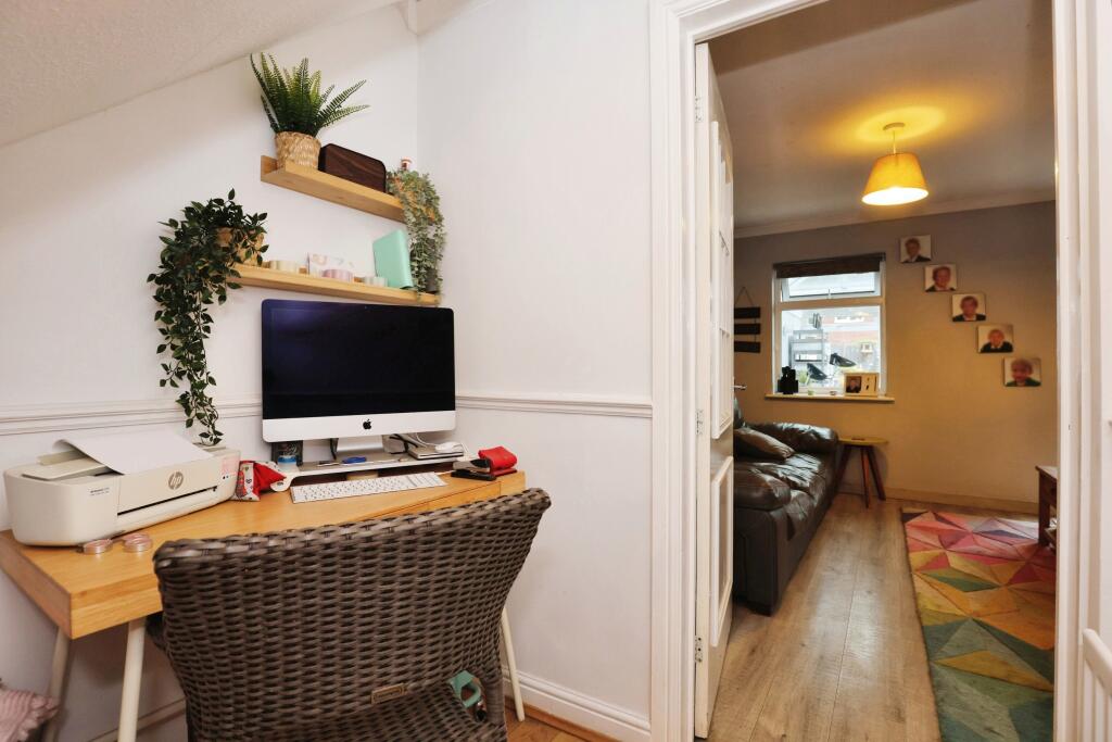 Additional image 6 of Langcliffe Avenue, Warwick, CV34