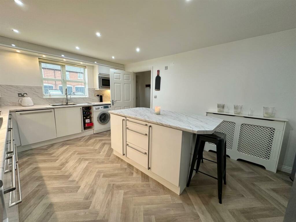 Additional image 17 of St. Clements Court, Weston, Cheshire