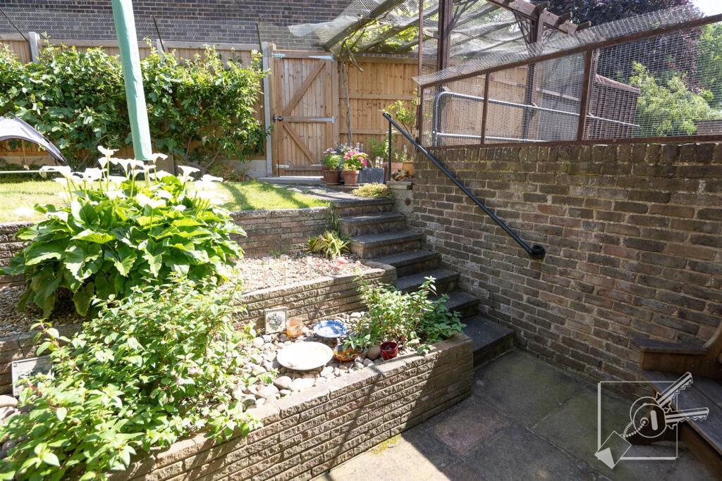 Additional image 32 of Leith Park Road, Gravesend