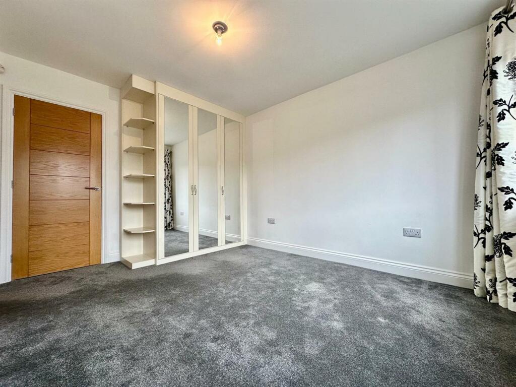 Additional image 14 of Farmer Ward Road, Kenilworth