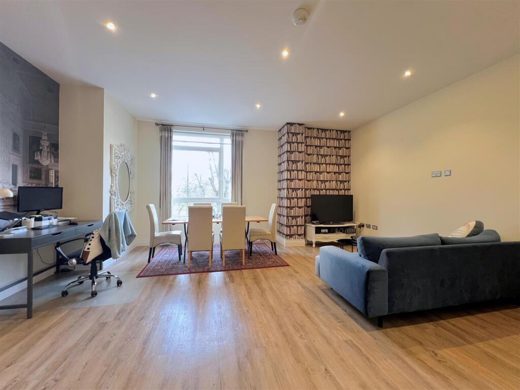 Additional image 20 of Clarendon Avenue, Leamington Spa