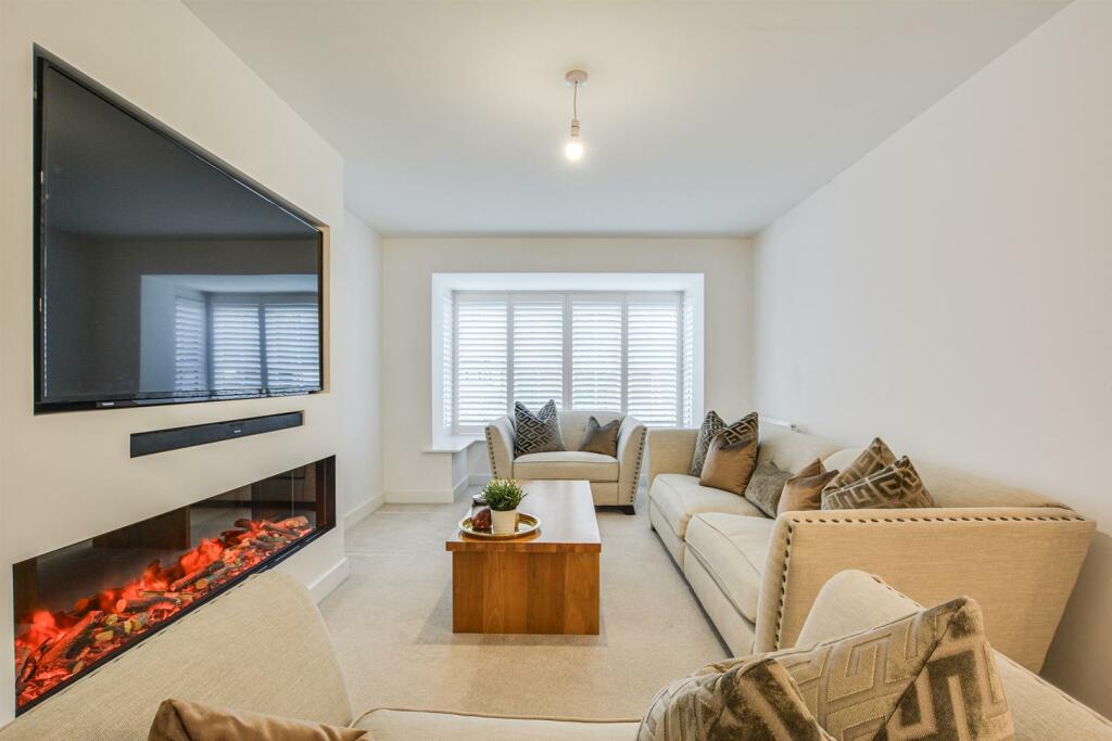 Additional image 3 of Alder Way, Holmes Chapel