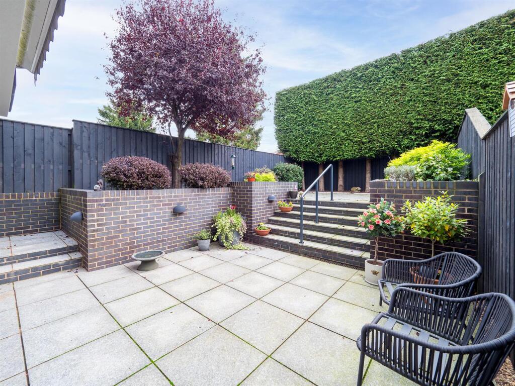 Additional image 4 of Swans Nest Lane, Stratford-Upon-Avon