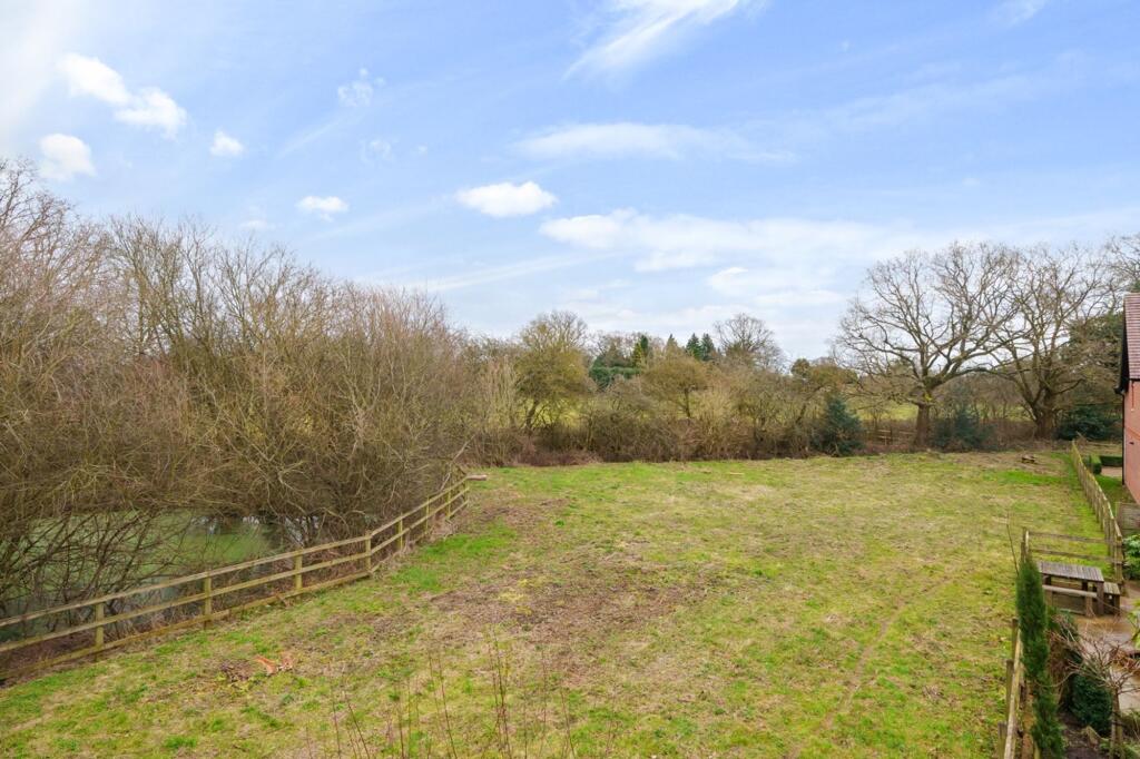 Additional image 10 of Stylish One Bed Apartment in Balsall Common - A Must View!