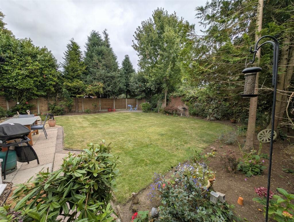 Additional image 3 of Radbroke Close, Sandbach