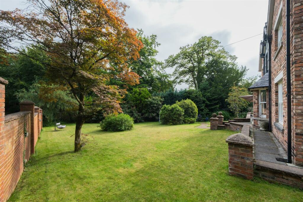 Additional image 4 of An immaculately presented and updated detached family home in Sandiway