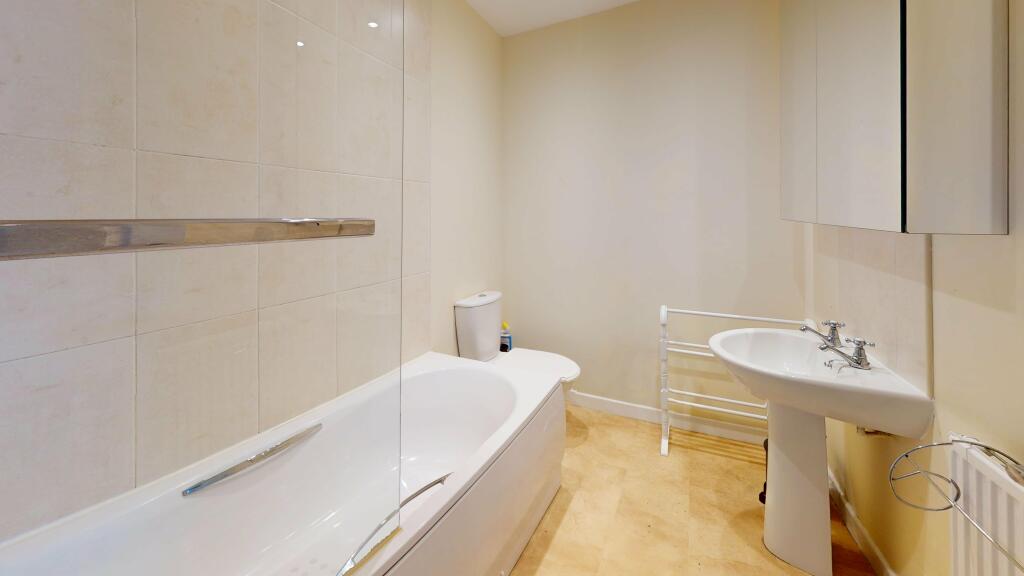 Additional image 2 of Juniper Way (L) 2 WEEKS RENT FREE 25/26, ,