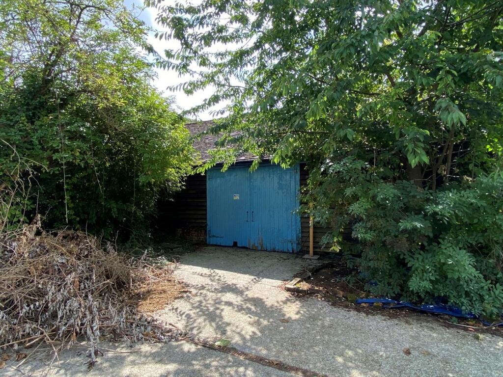 Additional image 28 of Thong Lane, Shorne,