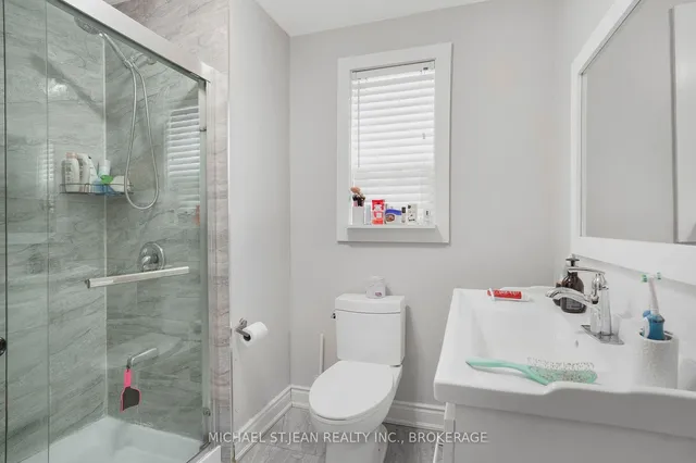 Additional image 31 of 64 First Rd