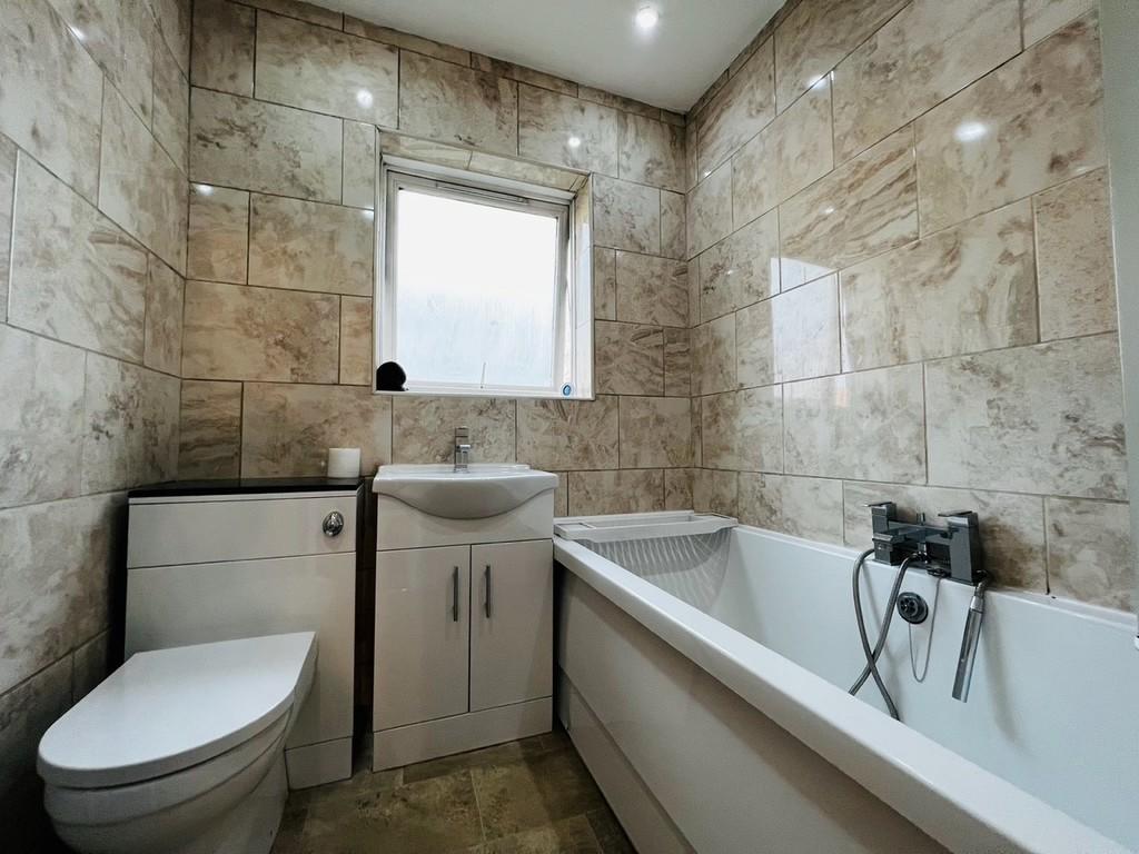 Additional image 13 of Walsgrave Road, Coventry, CV2 4BE
